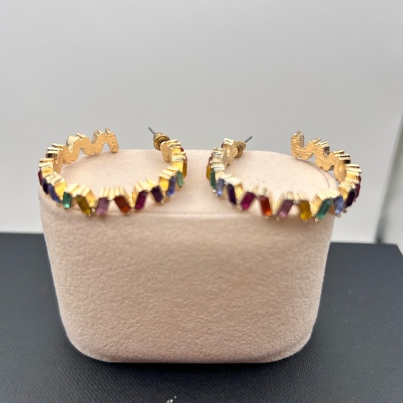 Gold Tone Rainbow Rhinestone RIng and C hoop pierced earrings - Picture 8 of 16